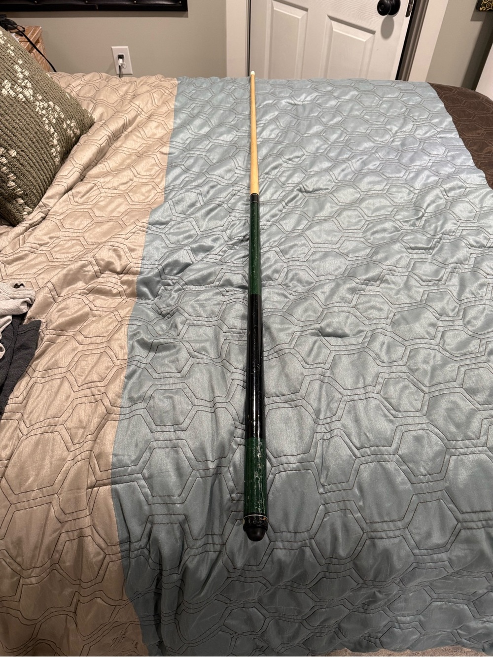J&J Pool Cue Stick 58" 2 Piece